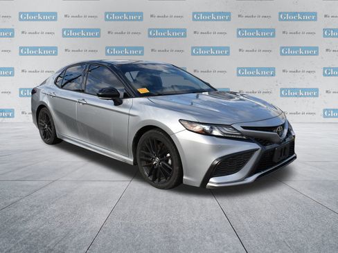 Used 2021 Toyota Camry XSE w/ Navigation Package image 12