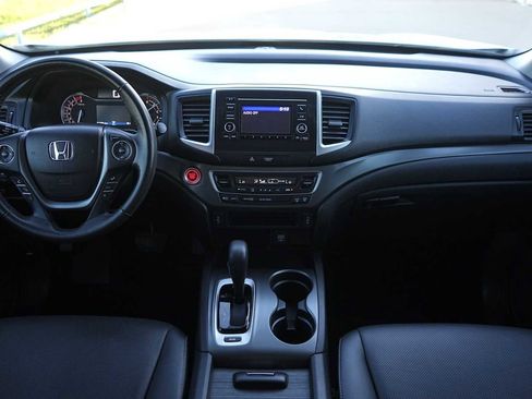 Used 2018 Honda Ridgeline RTL image 10