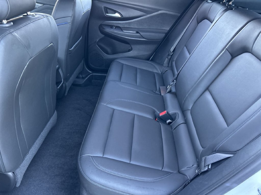 Used 2025 Buick Envista Sport Touring w/ Convenience I Package FWD image 26