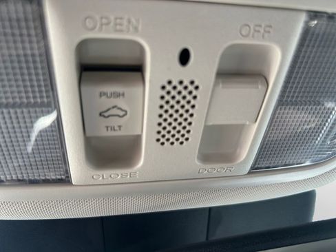 Used 2016 Honda CR-V Touring image 26