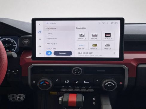 Used 2025 Toyota Tacoma TRD Sport w/ TRD Sport Upgrade Package AWD/4WD image 26