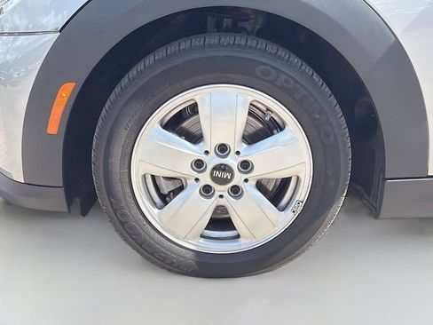 Used 2024 MINI Cooper 2-Door Hardtop w/ Storage Package FWD image 40