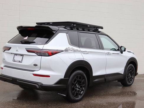 New 2026 Mitsubishi Outlander Trail Edition image 39