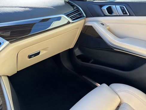 Used 2021 BMW X5 xDrive40i w/ Convenience Package image 30