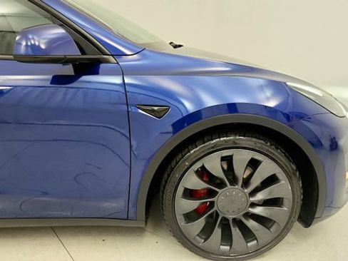 Used 2023 Tesla Model Y Performance AWD/4WD image 21