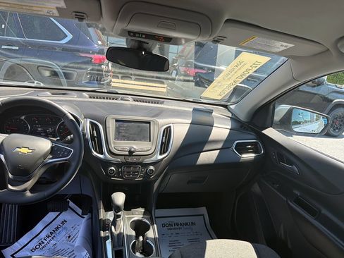 Used 2024 Chevrolet Equinox LT FWD image 14