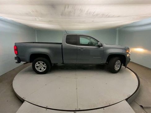 Used 2022 Chevrolet Colorado LT w/ Fleet Safety Package image 5