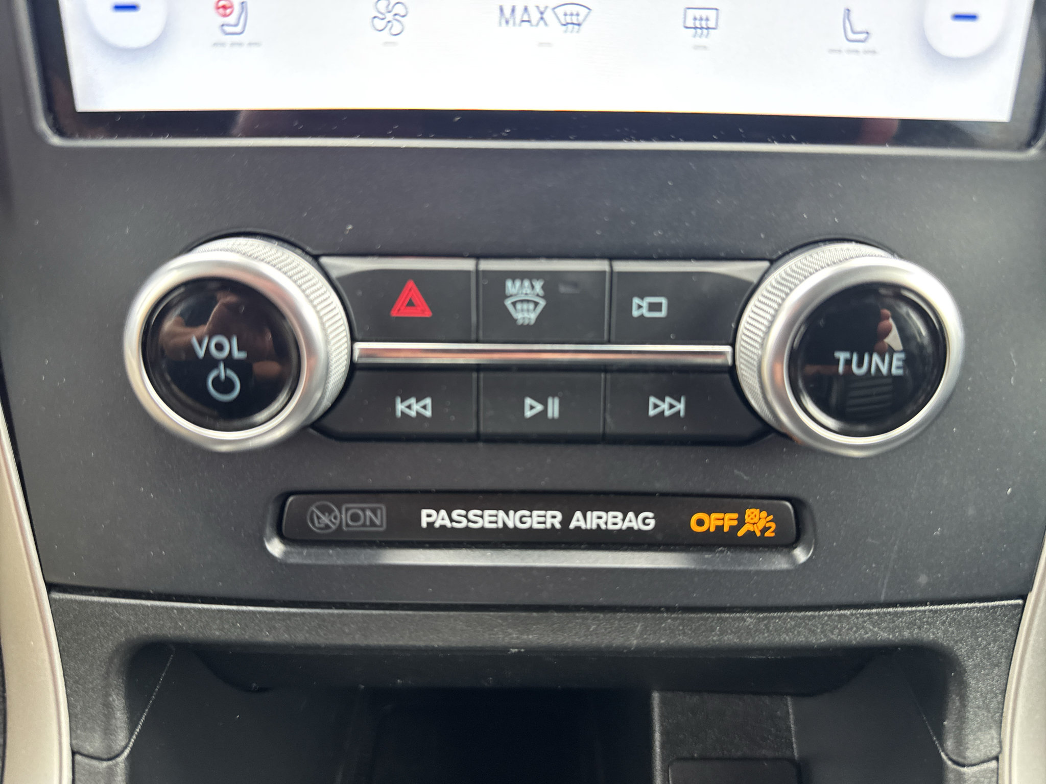 Used 2024 Ford Edge SEL w/ Convenience Package AWD/4WD image 17