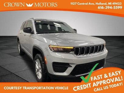 Used 2025 Jeep Grand Cherokee Laredo X w/ Luxury Tech Group I