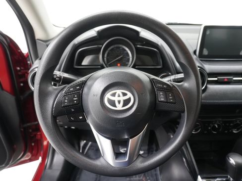 Used 2017 Toyota Yaris iA image 14
