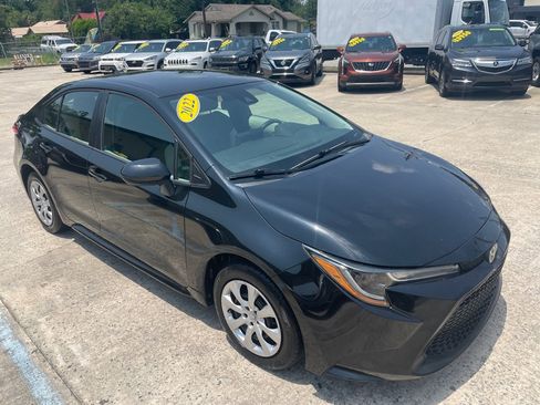 Used 2022 Toyota Corolla LE FWD image 4