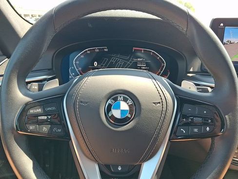 Used 2022 BMW 530i xDrive w/ Premium Package AWD/4WD image 16