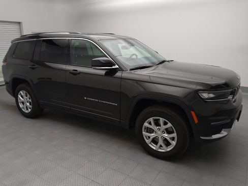 Used 2023 Jeep Grand Cherokee L Limited AWD/4WD image 11