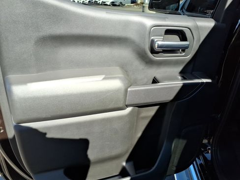 Used 2019 Chevrolet Silverado 1500 LT w/ All-Star Edition image 8