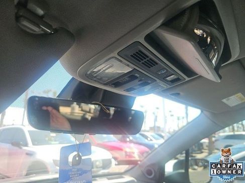 Used 2022 Honda Pilot Touring image 15