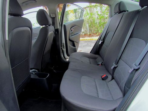 Used 2016 Kia Rio LX FWD image 18