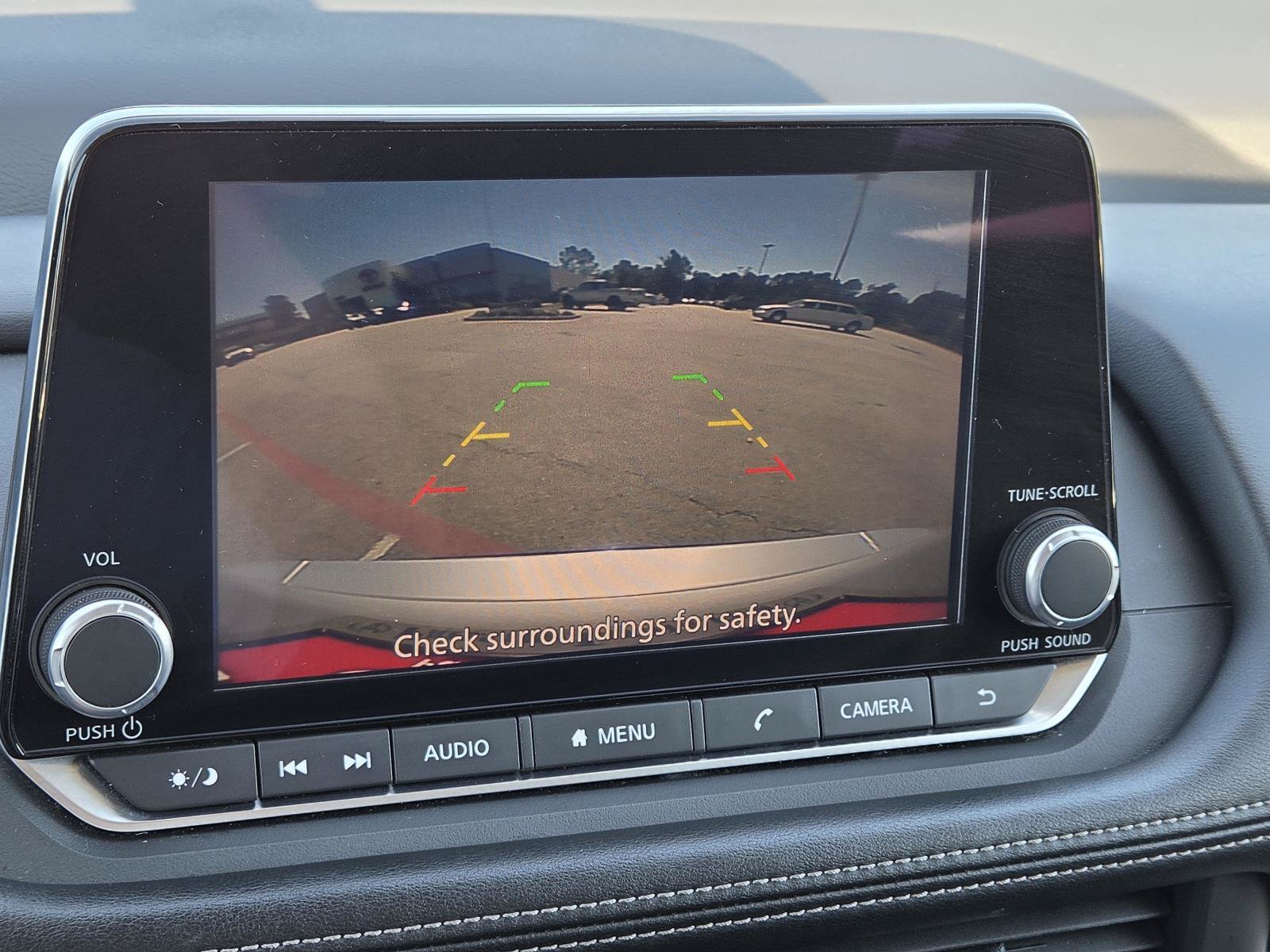 Used 2024 Nissan Rogue SV FWD image 17