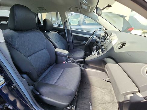 Used 2009 Toyota Matrix S image 24