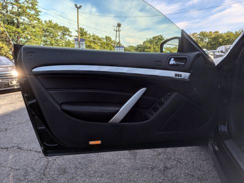 Used 2013 INFINITI G37 Sport w/ Premium Pkg image 11