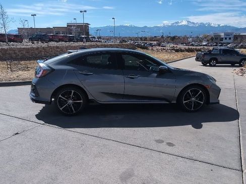 Used 2021 Honda Civic Sport image 9