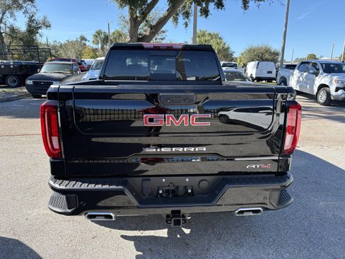 Used 2023 GMC Sierra 1500 AT4 w/ AT4 Premium Package image 6