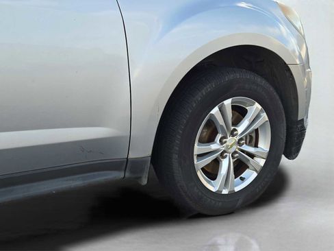 Used 2012 Chevrolet Equinox LT FWD image 11