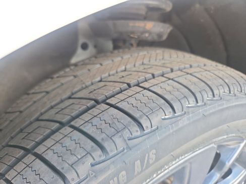 Certified 2024 Chevrolet Equinox RS w/ LPO, Floor Liner Package AWD/4WD image 32