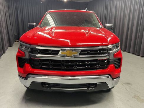 Used 2026 Chevrolet Silverado 1500 LT AWD/4WD image 9
