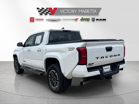 Used 2024 Toyota Tacoma TRD Sport AWD/4WD image 3
