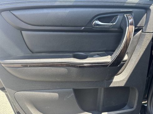 Used 2016 Chevrolet Traverse LTZ w/ LPO, 'HIT The Road' Package AWD/4WD image 14
