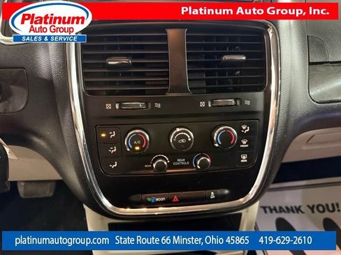 Used 2017 Dodge Grand Caravan SE FWD image 20
