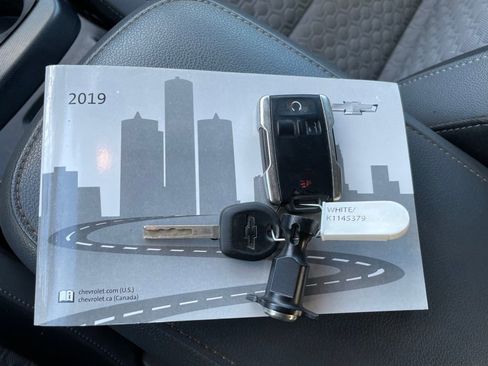 Used 2019 Chevrolet Colorado Z71 AWD/4WD image 44