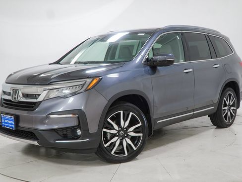 Used 2021 Honda Pilot Touring image 1