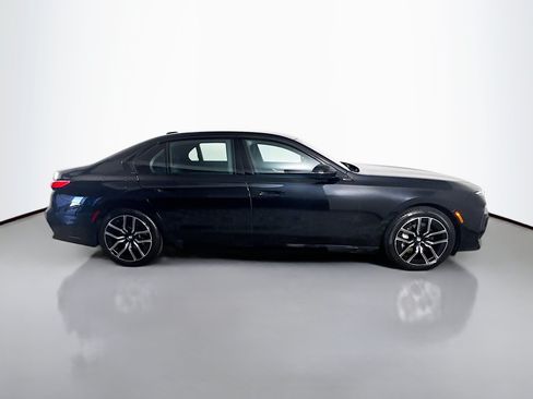 Used 2026 BMW 740i xDrive AWD/4WD image 11