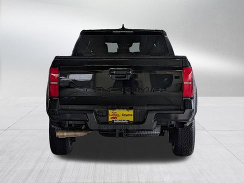 Certified 2024 Toyota Tacoma TRD Off-Road AWD/4WD image 7