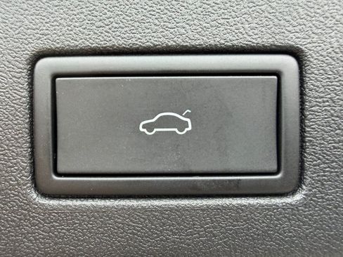 Used 2023 Volkswagen ID.4 Pro S RWD image 49