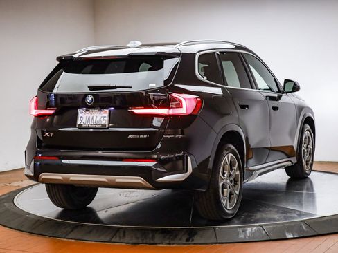 Certified 2023 BMW X1 xDrive28i w/ Convenience Package image 7