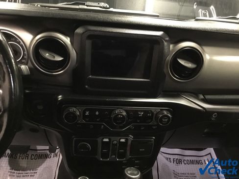Used 2020 Jeep Wrangler Unlimited Sport AWD/4WD image 50