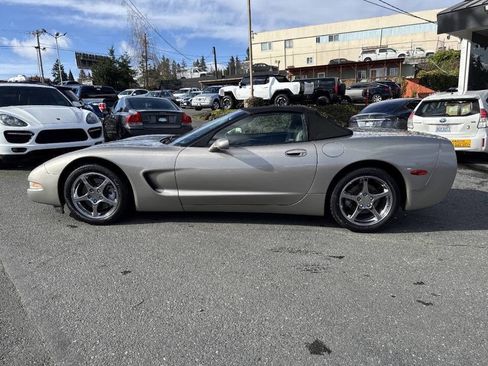 Used 2002 Chevrolet Corvette Convertible w/ Preferred Equipment Group2 image 2