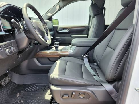 New 2026 Chevrolet Silverado 1500 LT Trail Boss w/ Convenience Package II AWD/4WD image 16