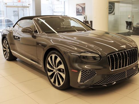 New 2026 Bentley Continental GTC image 4