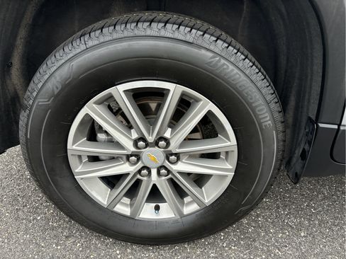 Certified 2024 Chevrolet Traverse LT FWD image 28