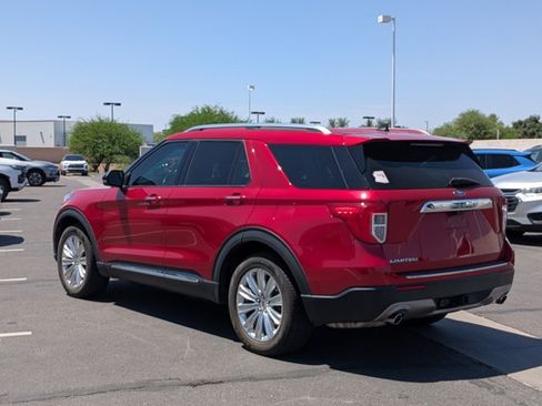 Used 2021 Ford Explorer Limited w/ Equipment Group 301A RWD image 7