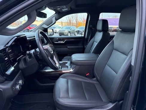 Certified 2024 GMC Sierra 1500 Elevation w/ Elevation Premium Package image 9