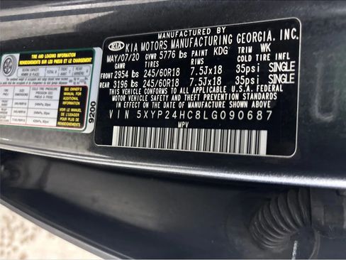 Used 2020 Kia Telluride LX FWD image 29
