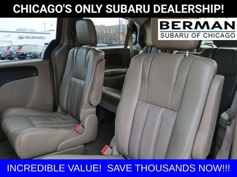 Used 2016 Chrysler Town & Country LX image 24