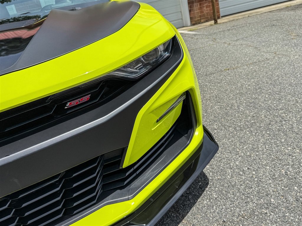 Used 2021 Chevrolet Camaro SS RWD image 14