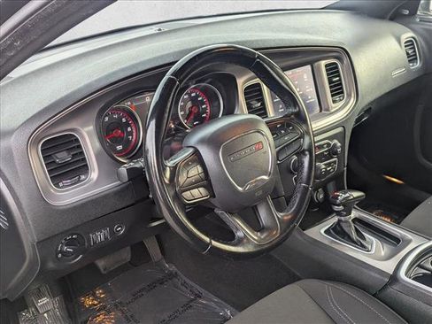 Used 2023 Dodge Charger SXT image 10