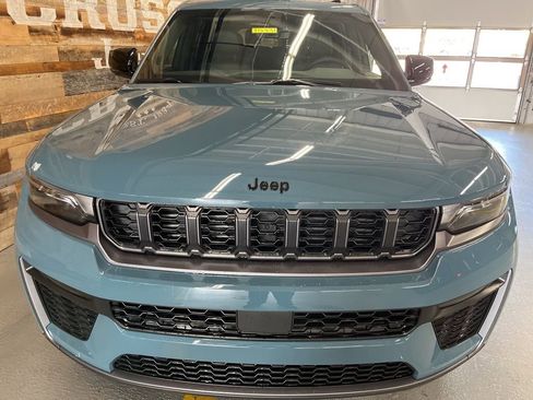 New 2026 Jeep Grand Cherokee L Limited AWD/4WD image 51