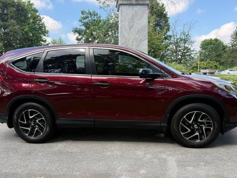 Used 2016 Honda CR-V SE image 6